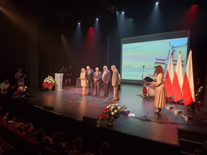 Radom-Odznaczeni-KWIS